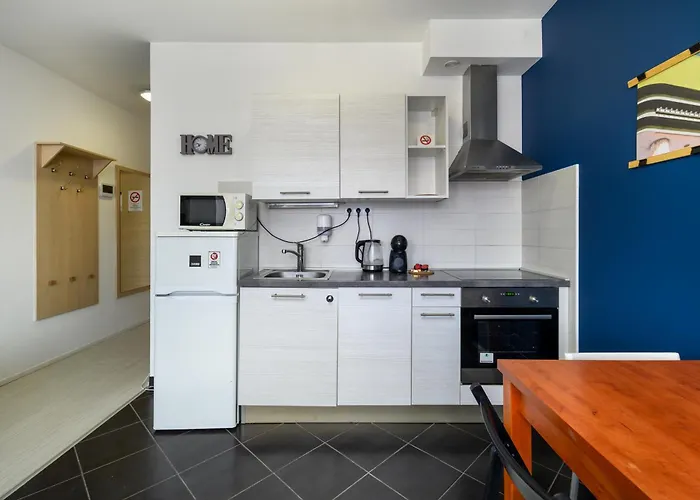 Apartman Sun Residential Suite-free Parking Garage Same Building Budapest