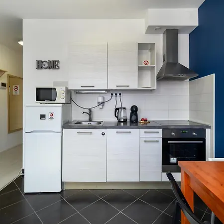 Lägenhet Sun Residential Suite-free Parking Garage Same Building Budapest