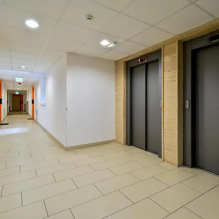 Sun Residential Suite-free Parking Garage Same Building