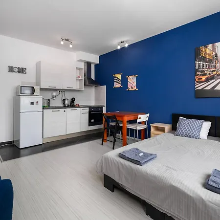 Sun Residential Suite-free Parking Garage Same Building