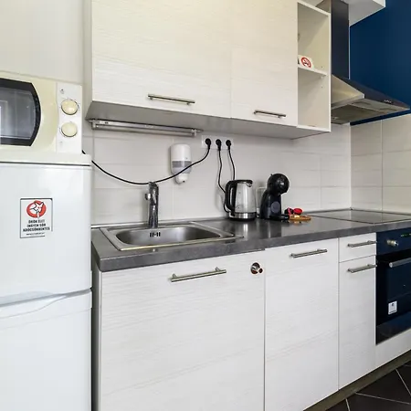 Sun Residential Suite-free Parking Garage Same Building *