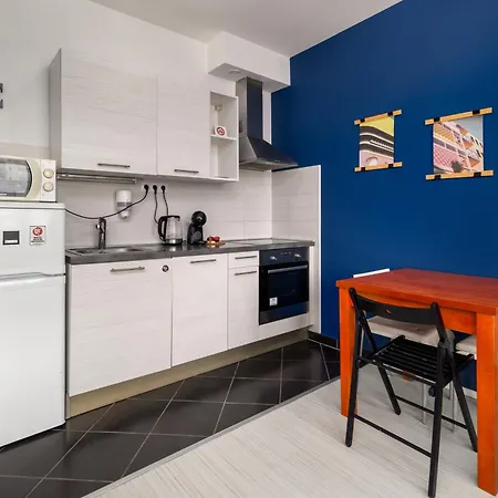 Sun Residential Suite-free Parking Garage Same Building *